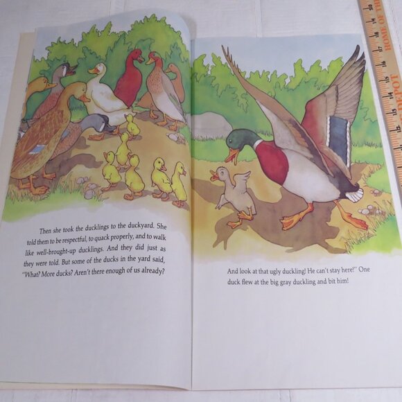 The Ugly Duckling BIG BOOK (almost 2 feet tall) Classroom - Picture 5 of 12